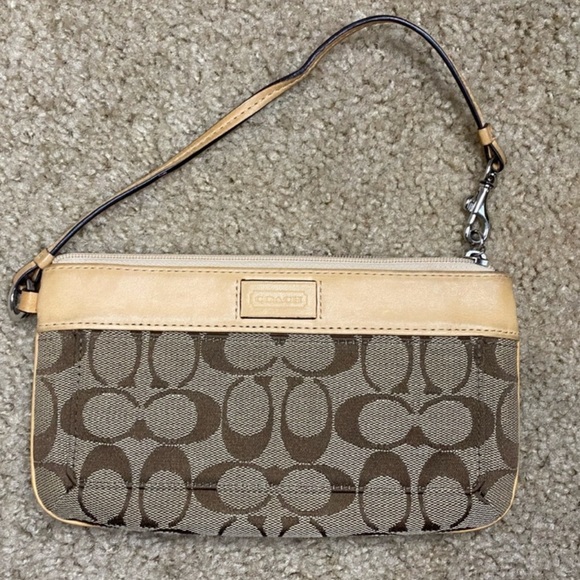 Coach Y2K Vintage Signature Pouch Beige Mini Purse Wristlet - Picture 1 of 5